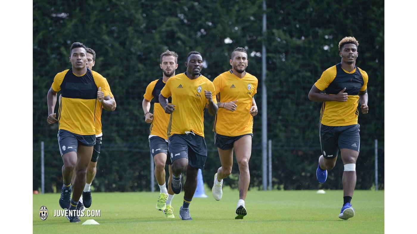 WATCH PICTURES: Kwadwo Asamoah joins Juventus for pre-season