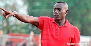 Kotoko coach Michael Osei reacts angrily to Bechem United coach Zachariah’s comment