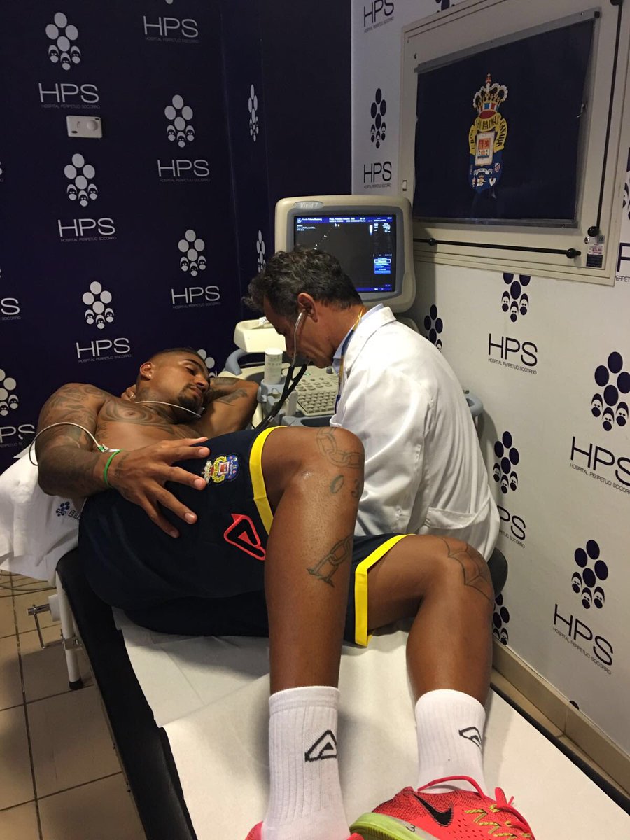 Kevin-Prince Boateng passes Las Palmas medical