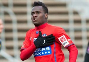 David Accam scores in Chicago Fire draw