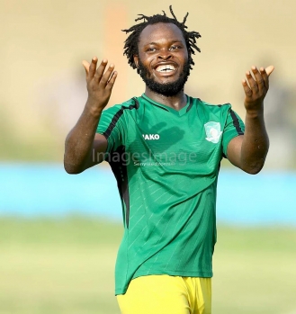 Yahaya Mohammed sure of goal king crown after another stellar performance