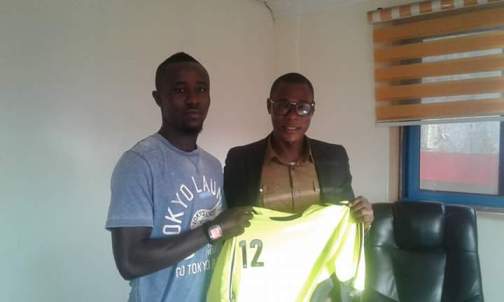 Hasaacas captain Daniel Egyin signs for Bechem United