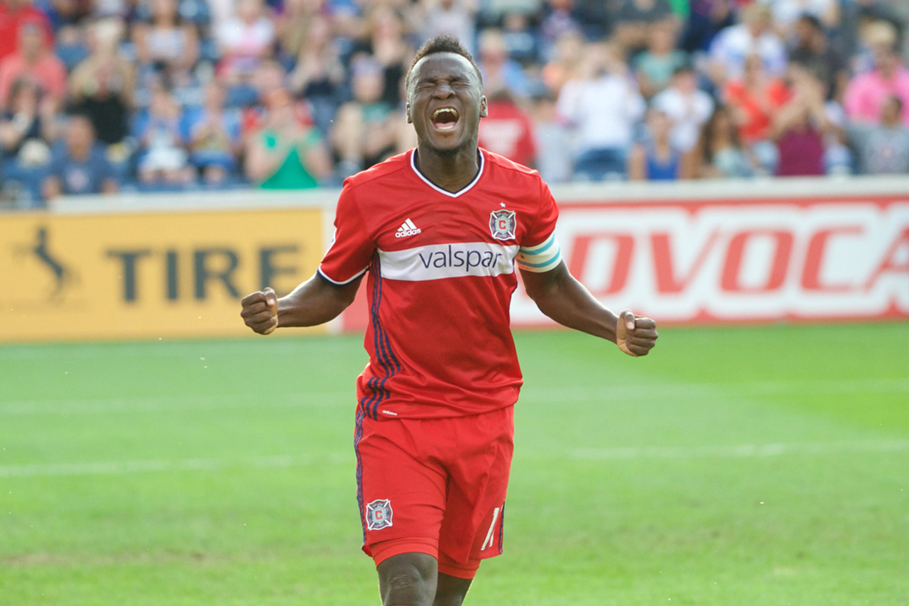 David Accam's strike for Fire eliminates Revolution from playoff contention