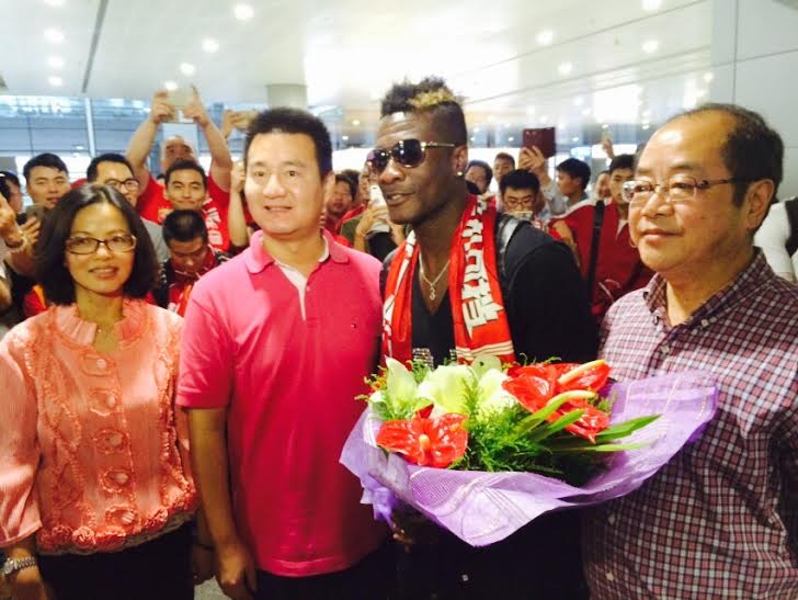 Could Asamoah Gyan return to China after Andre Villas-Boas is appointed SIPG coach?
