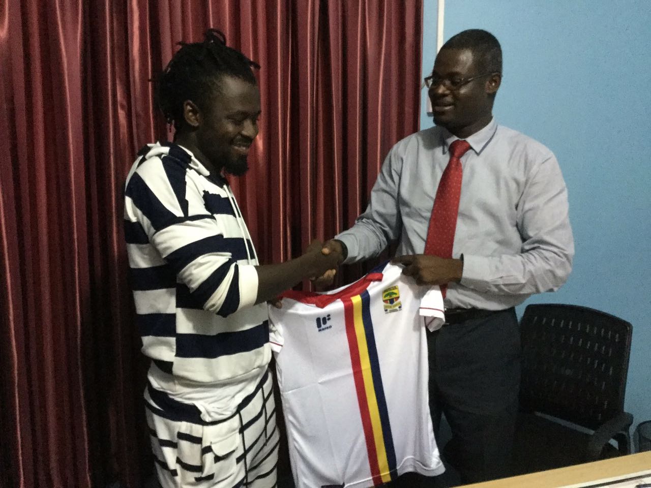 Medeama SC to sue Hearts of Oak over Malik Akowuah signing