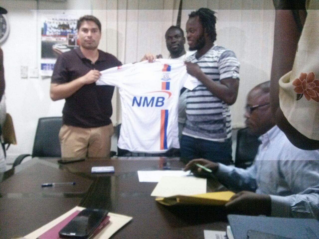 Yahaya Mohammed completes deal with Tanzanian side Azam FC