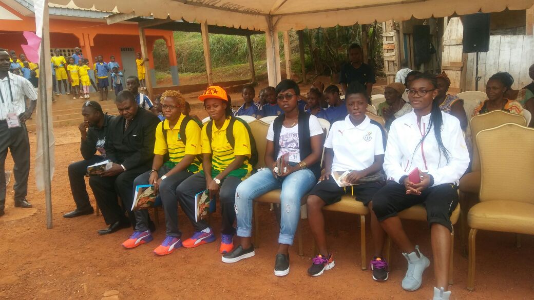 PICTURES: Black Queens join CAF, UNAIDS & UNICEF campaign in Cameroon