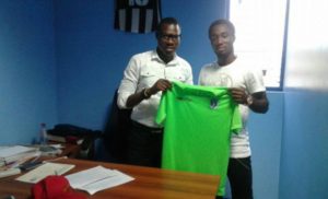Former Hearts skipper Owusu Bempah joins Bechem United