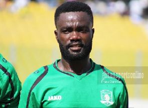 Seth Opare joins Asante Kotoko on a three-year deal from Aduana Stars