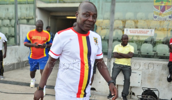 Hearts coach Henry Lamptey Wellington persuades striking players to return to traininh